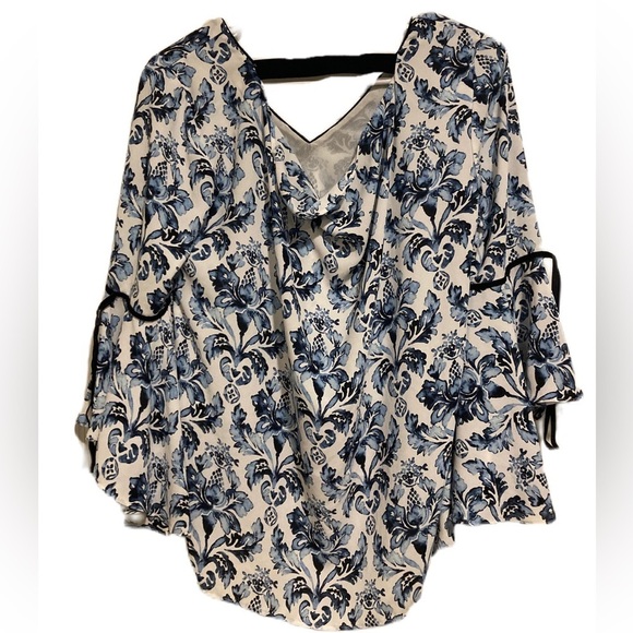 White House Black Market (WHBM) Women’s Blouse Top Sz. 2 - Picture 2 of 9